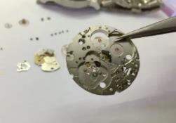 积家维修服务中心-更换配件